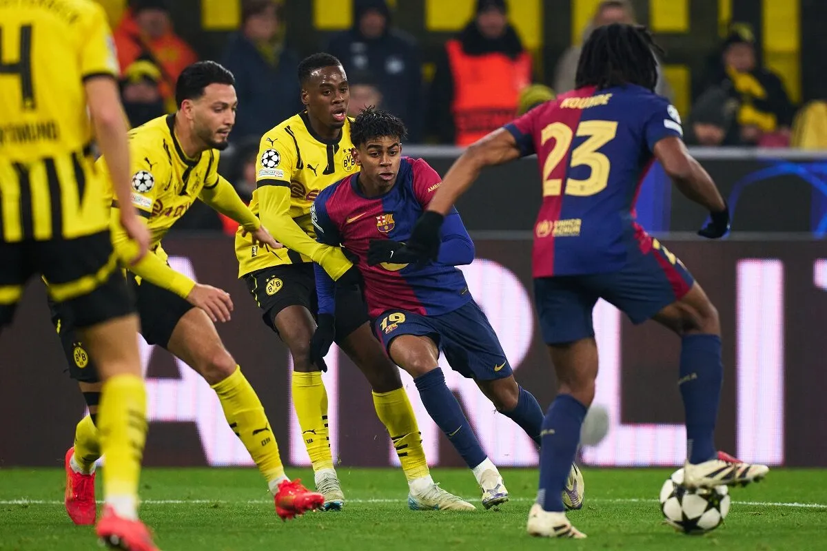 Soi kèo Barcelona vs Borussia Dortmund